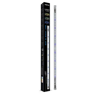 Tube LED aquarium Aquael lumineux pour éclairage aquariophilie, lumière jour et nuit