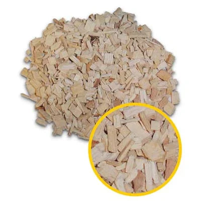 Copeaux de bois pour aquarium, substrat naturel, vue rapprochée sur texture.