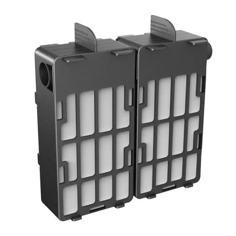 Cartouches de filtration pour aquarium récifal, boîtier noir, grille avant blanche.